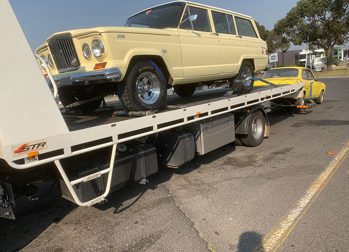 4WD Tow Truck Sunshine